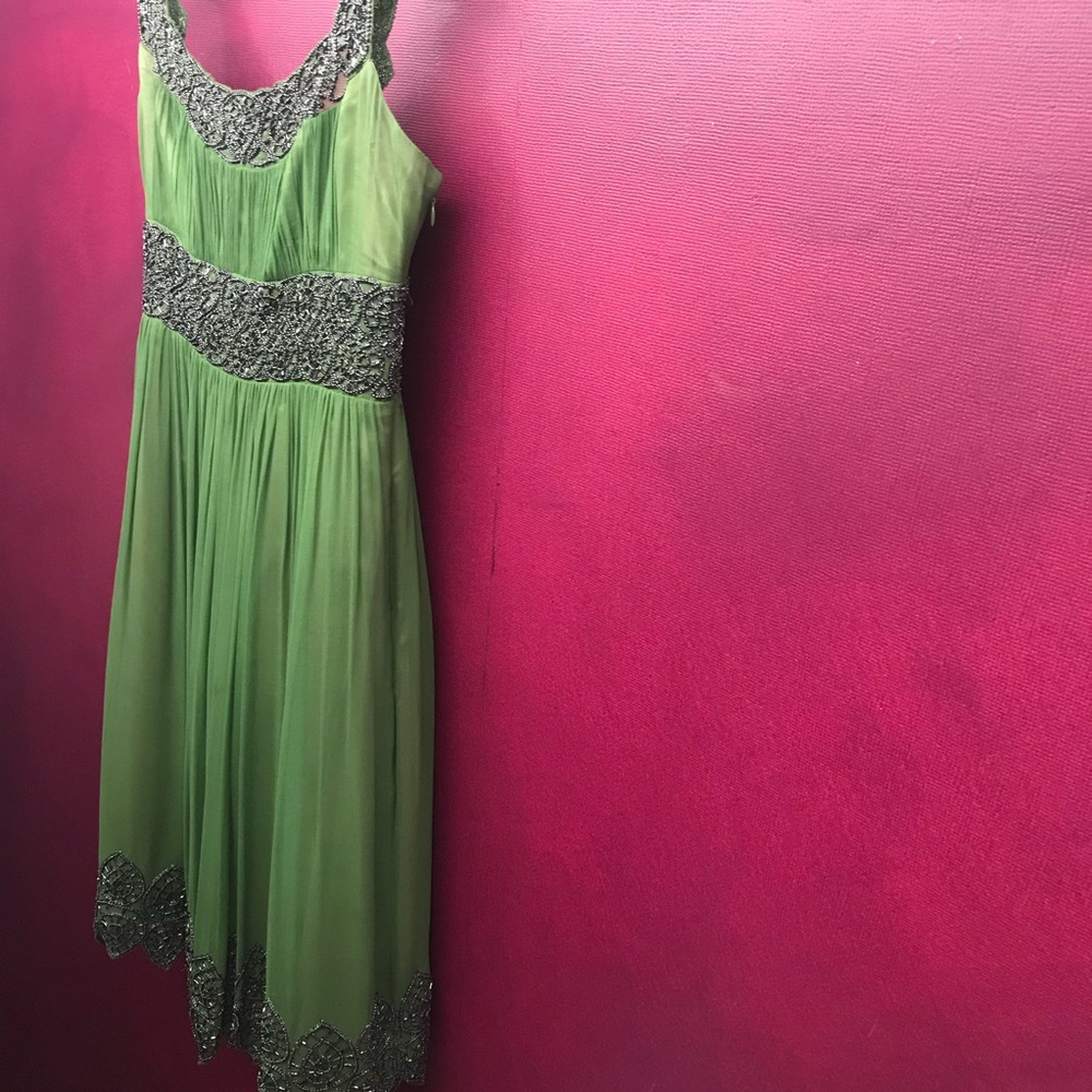 Adrianna Papell Green and Black Midi Dress